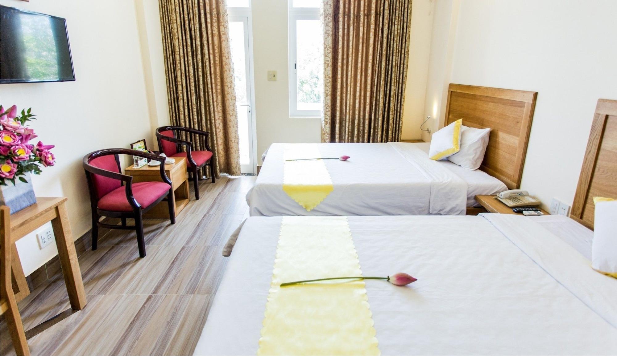 Hoang Yen Hotel 2 Quy Nhon Exteriér fotografie